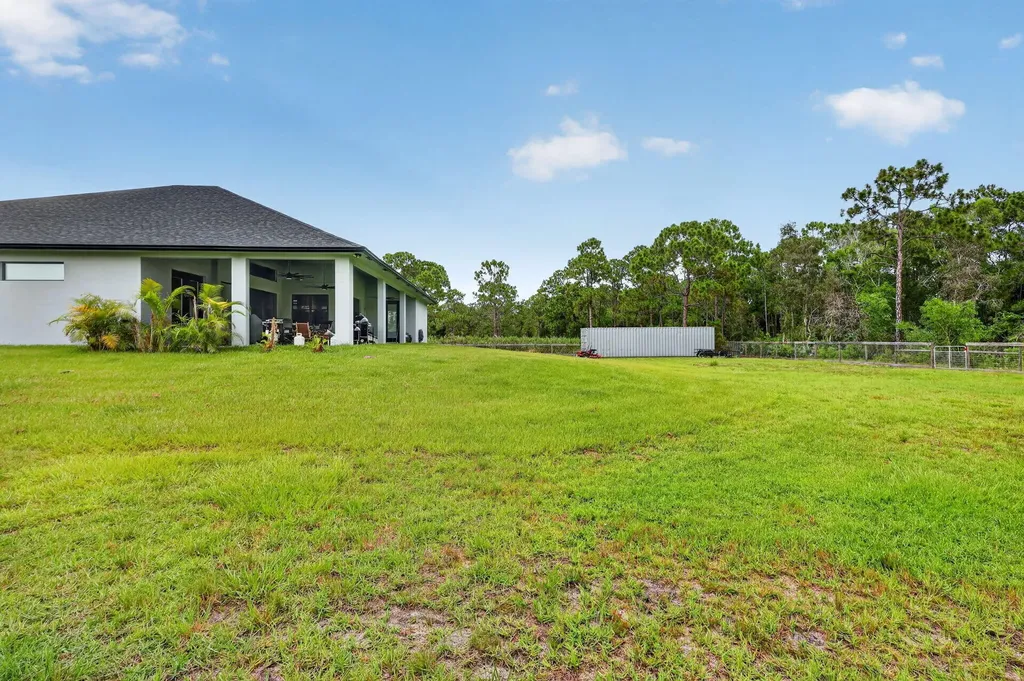 2643 Dyer Road Fort Pierce FL 34952