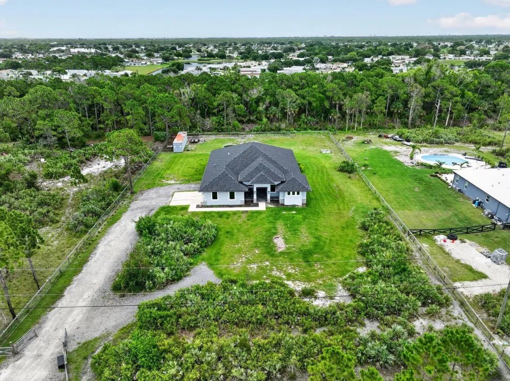 2643 Dyer Road Fort Pierce FL 34952