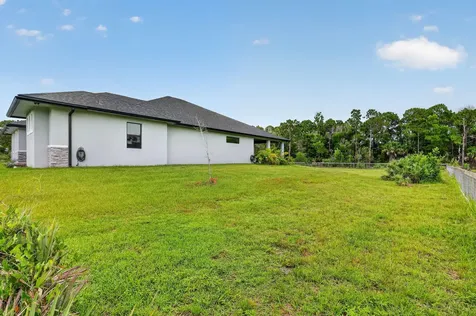2643 Dyer Road Fort Pierce FL 34952