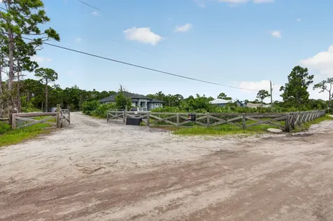2643 Dyer Road Fort Pierce FL 34952