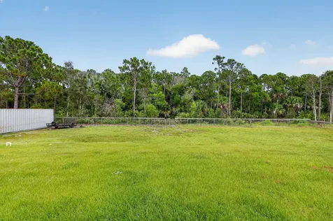 2643 Dyer Road Fort Pierce FL 34952