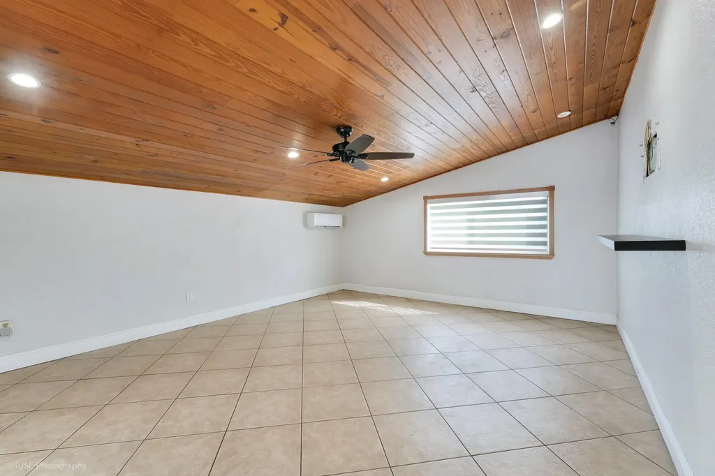 6660 W 13th Avenue Hialeah FL 33012