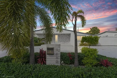 6660 W 13th Avenue Hialeah FL 33012