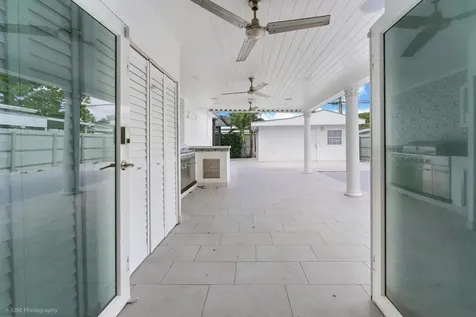 6660 W 13th Avenue Hialeah FL 33012