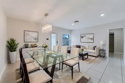 6660 W 13th Avenue Hialeah FL 33012
