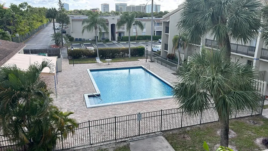 1500 N Congress Avenue West Palm Beach FL 33401