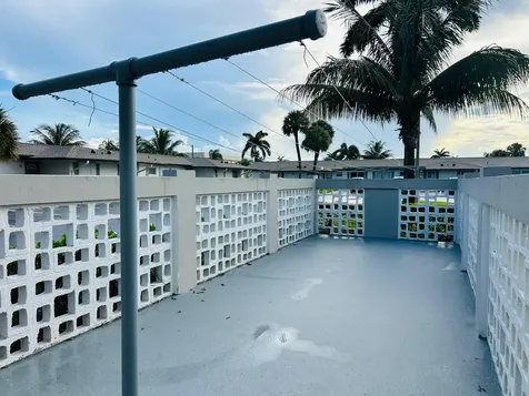 2805 Crosley Drive E West Palm Beach FL 33415