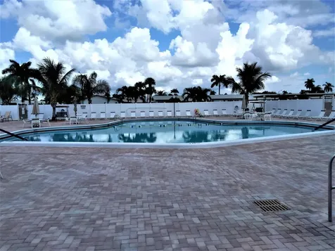 2805 Crosley Drive E West Palm Beach FL 33415