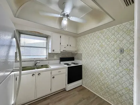 2805 Crosley Drive E West Palm Beach FL 33415