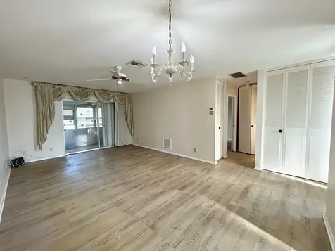 2805 Crosley Drive E West Palm Beach FL 33415