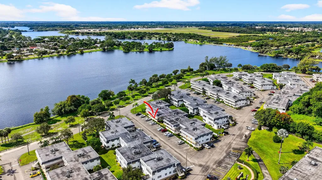 3240 Lake Osborne Drive Lake Worth Beach FL 33461