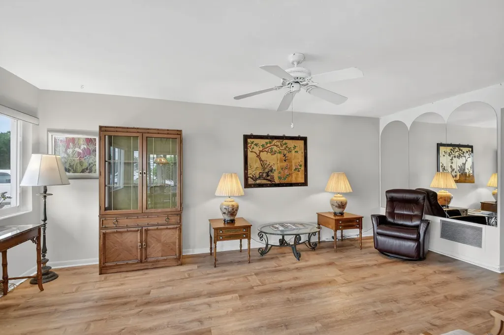 3240 Lake Osborne Drive Lake Worth Beach FL 33461