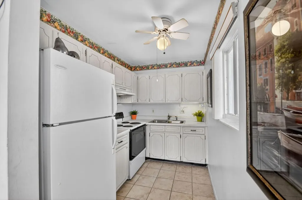 3240 Lake Osborne Drive Lake Worth Beach FL 33461