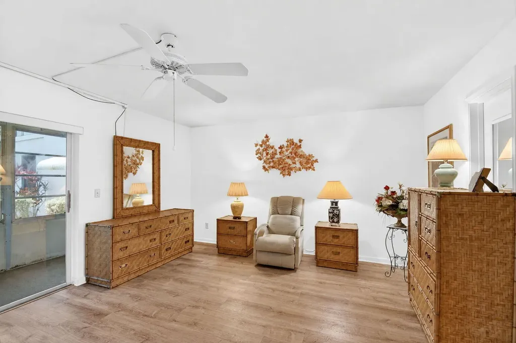 3240 Lake Osborne Drive Lake Worth Beach FL 33461