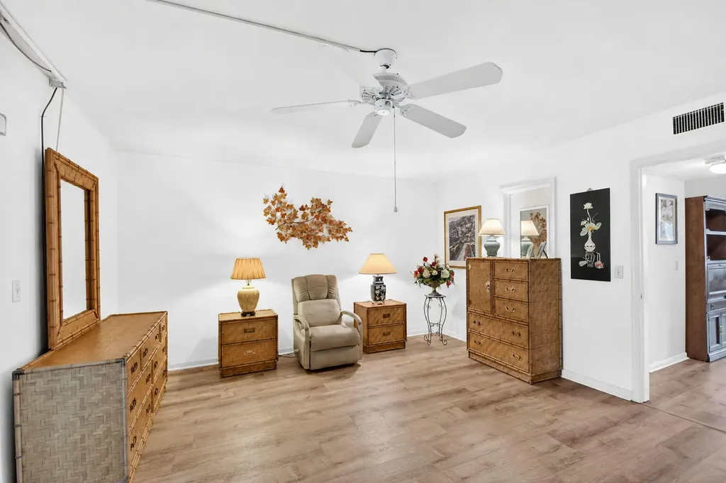 3240 Lake Osborne Drive Lake Worth Beach FL 33461
