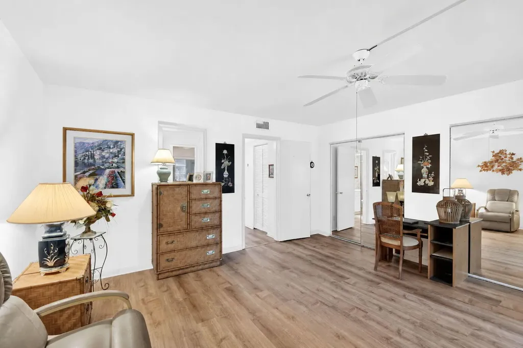 3240 Lake Osborne Drive Lake Worth Beach FL 33461