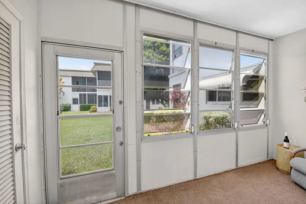 3240 Lake Osborne Drive Lake Worth Beach FL 33461