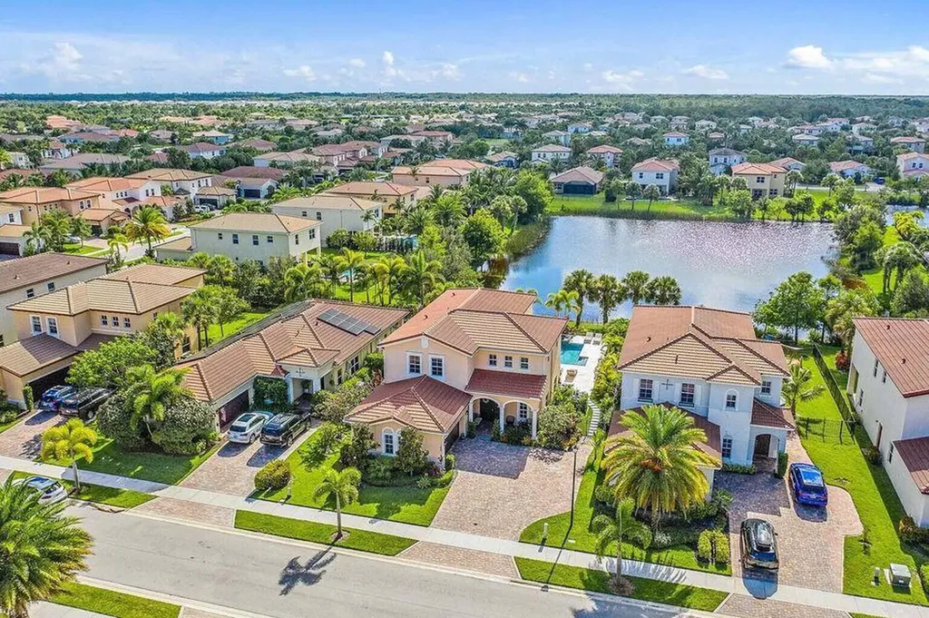 160 Rudder Cay Way Jupiter FL 33458