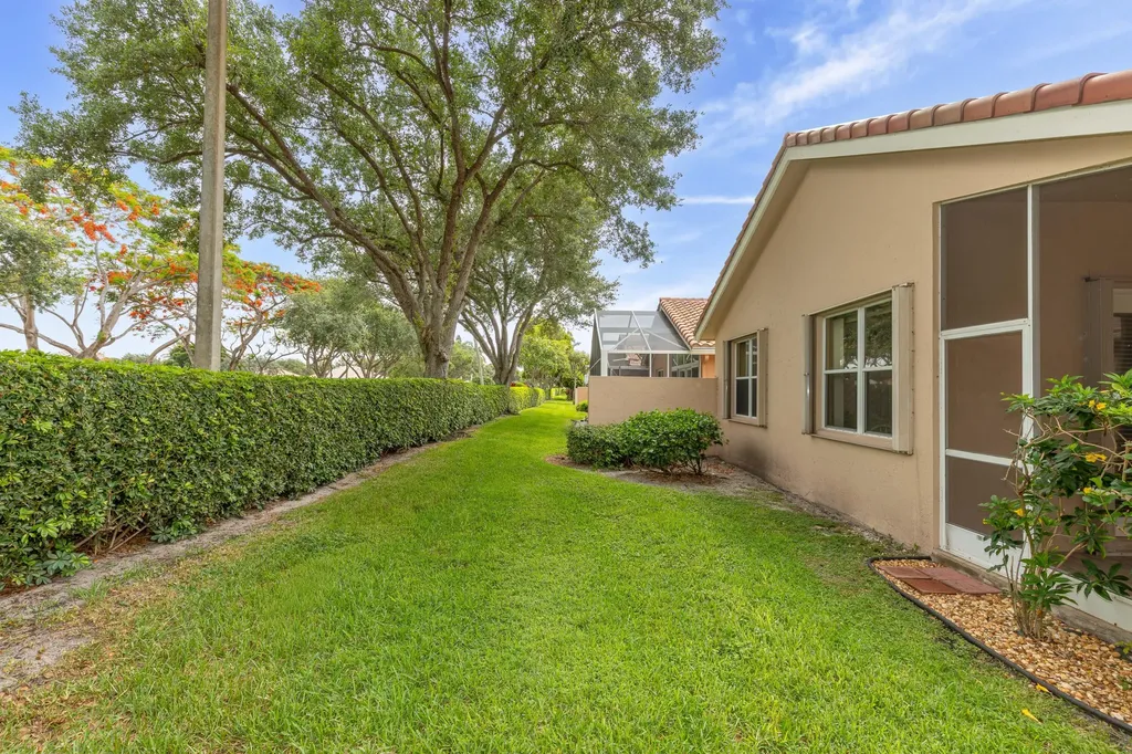 6657 Vía Roma Delray Beach FL 33446