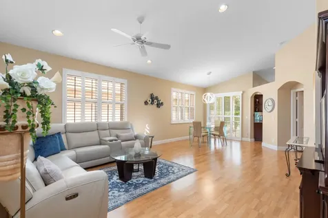 6657 Vía Roma Delray Beach FL 33446