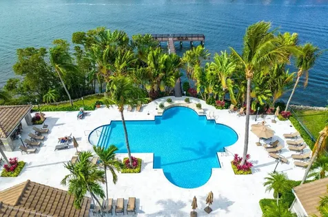 3594 S Ocean Boulevard Highland Beach FL 33487