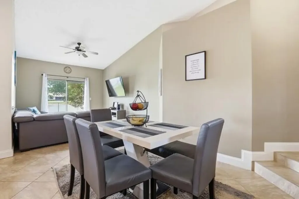 6212 Country Fair Circle Boynton Beach FL 33437