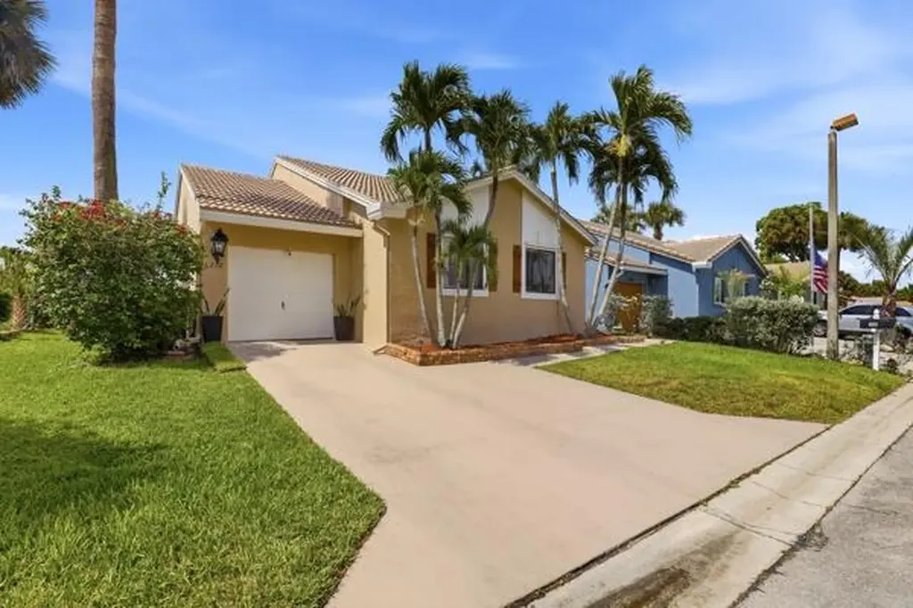6212 Country Fair Circle Boynton Beach FL 33437