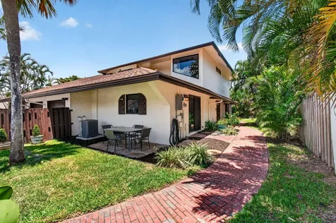 2745 SW 6th Street Delray Beach FL 33445