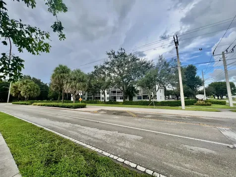 8405 NW 61st Street Tamarac FL 33321