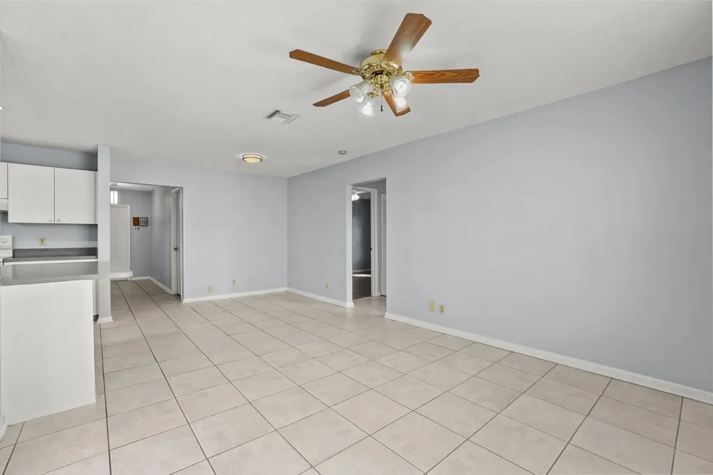 4128 Chestnut Avenue Palm Beach Gardens FL 33410