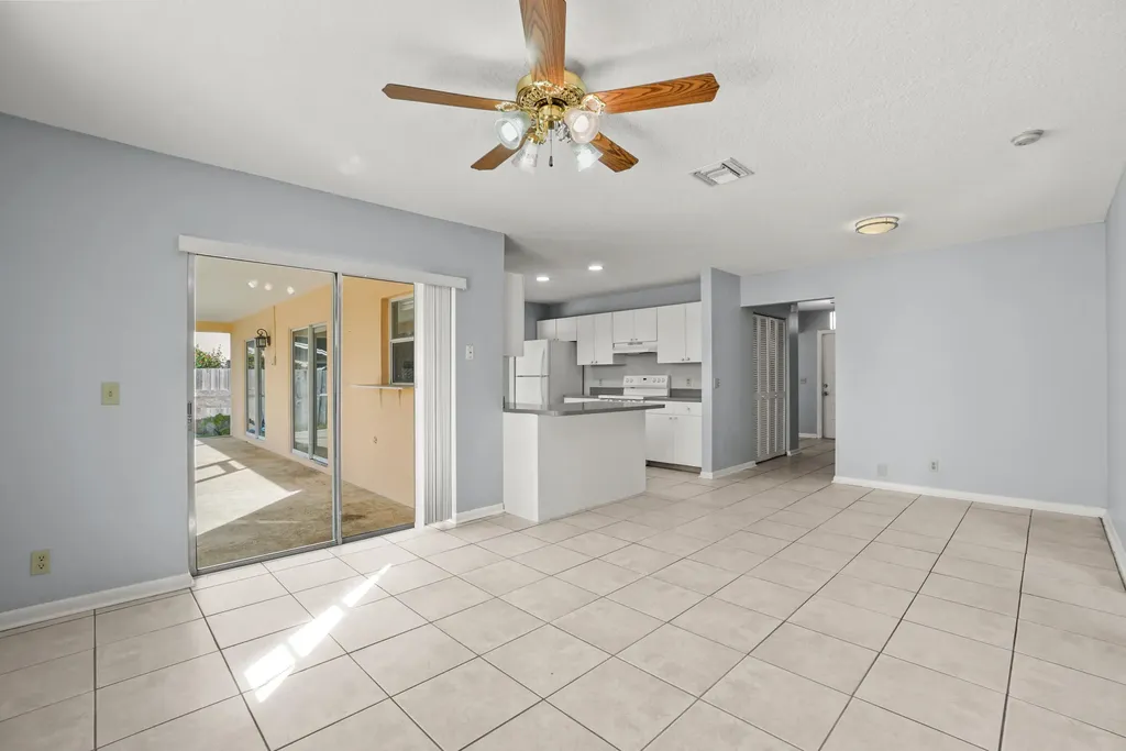 4128 Chestnut Avenue Palm Beach Gardens FL 33410