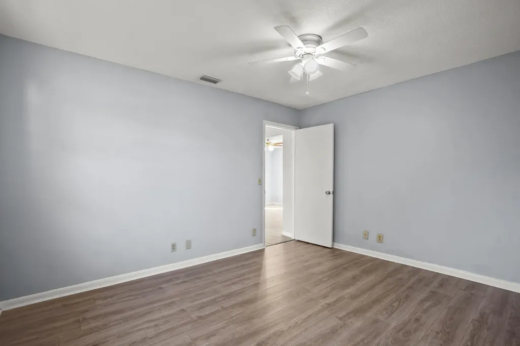 4128 Chestnut Avenue Palm Beach Gardens FL 33410