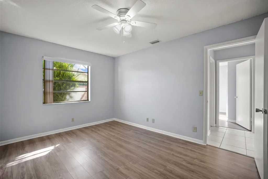 4128 Chestnut Avenue Palm Beach Gardens FL 33410