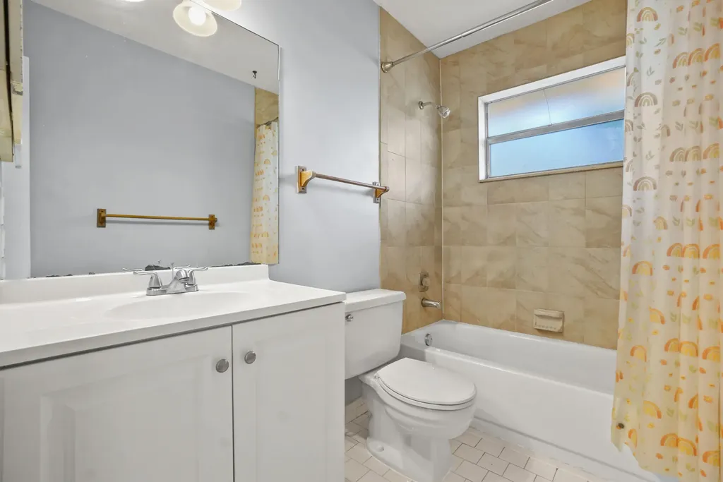 4128 Chestnut Avenue Palm Beach Gardens FL 33410