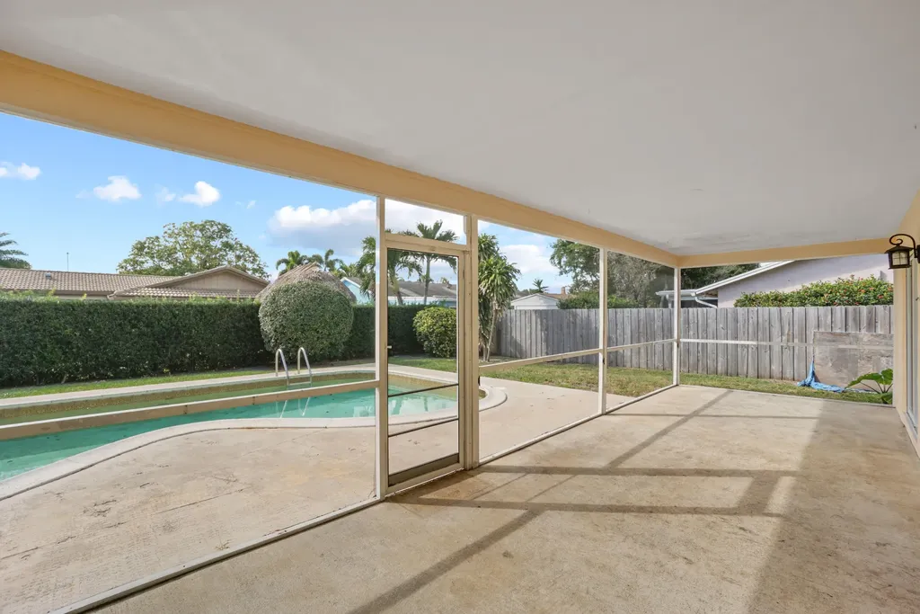 4128 Chestnut Avenue Palm Beach Gardens FL 33410