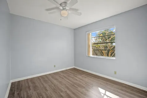 4128 Chestnut Avenue Palm Beach Gardens FL 33410