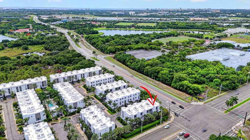 4021 NW 18th Way Boca Raton FL 33431