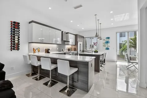 4021 NW 18th Way Boca Raton FL 33431