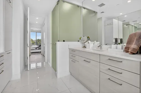 4021 NW 18th Way Boca Raton FL 33431