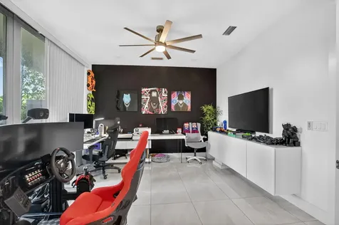 4021 NW 18th Way Boca Raton FL 33431