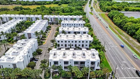4021 NW 18th Way Boca Raton FL 33431