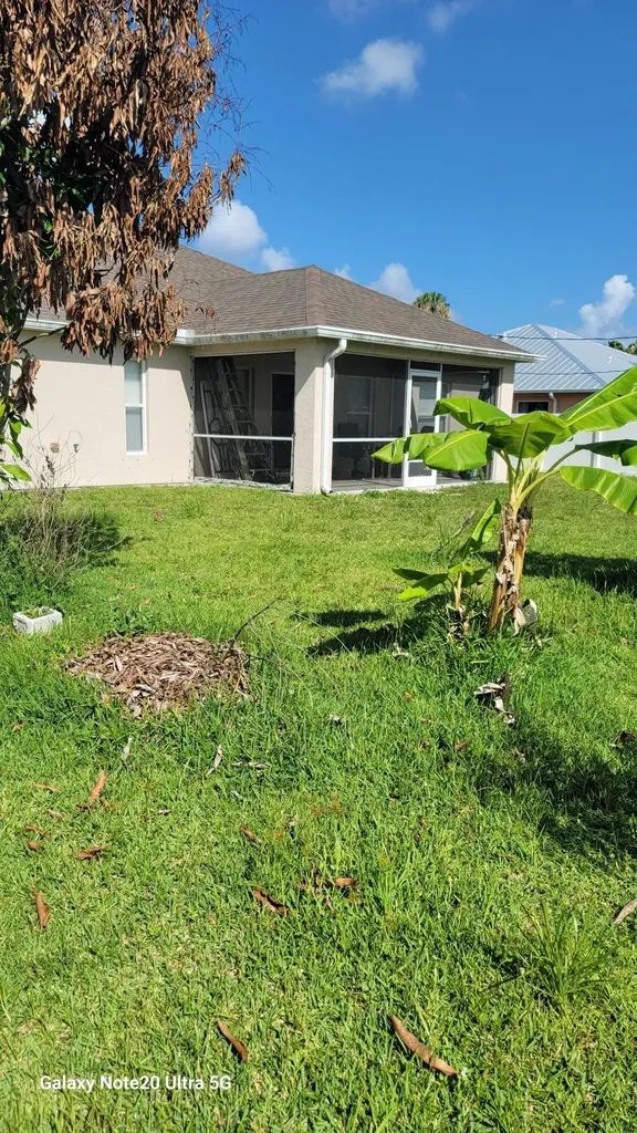 1386 SE Proctor Lane Port St Lucie FL 34983