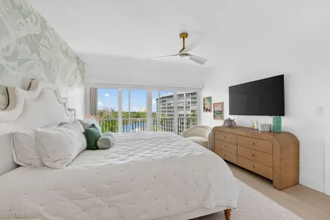 1427 E Hillsboro Boulevard Deerfield Beach FL 33441