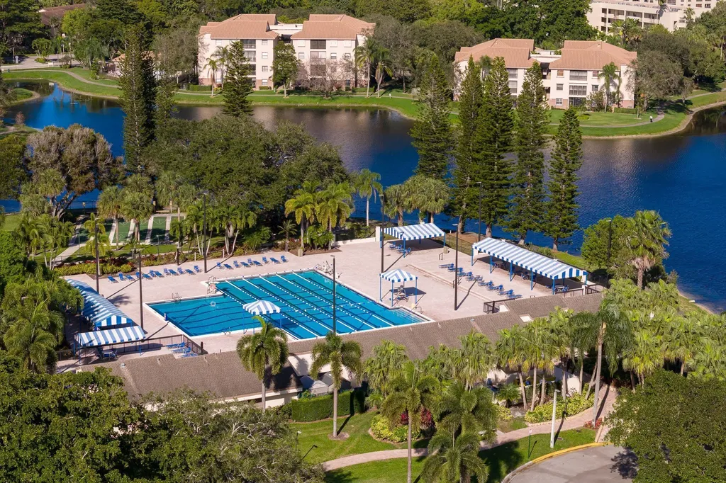 4772 NW 22nd Street Coconut Creek FL 33063