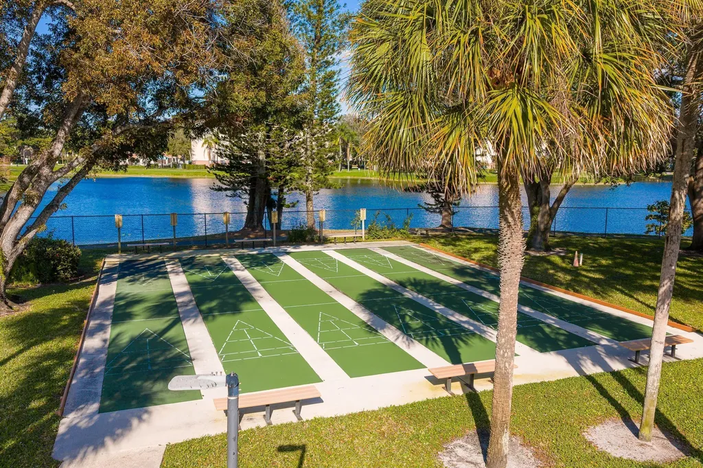4772 NW 22nd Street Coconut Creek FL 33063