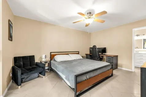 4772 NW 22nd Street Coconut Creek FL 33063