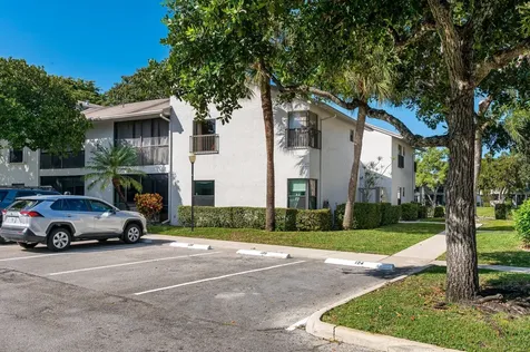4772 NW 22nd Street Coconut Creek FL 33063
