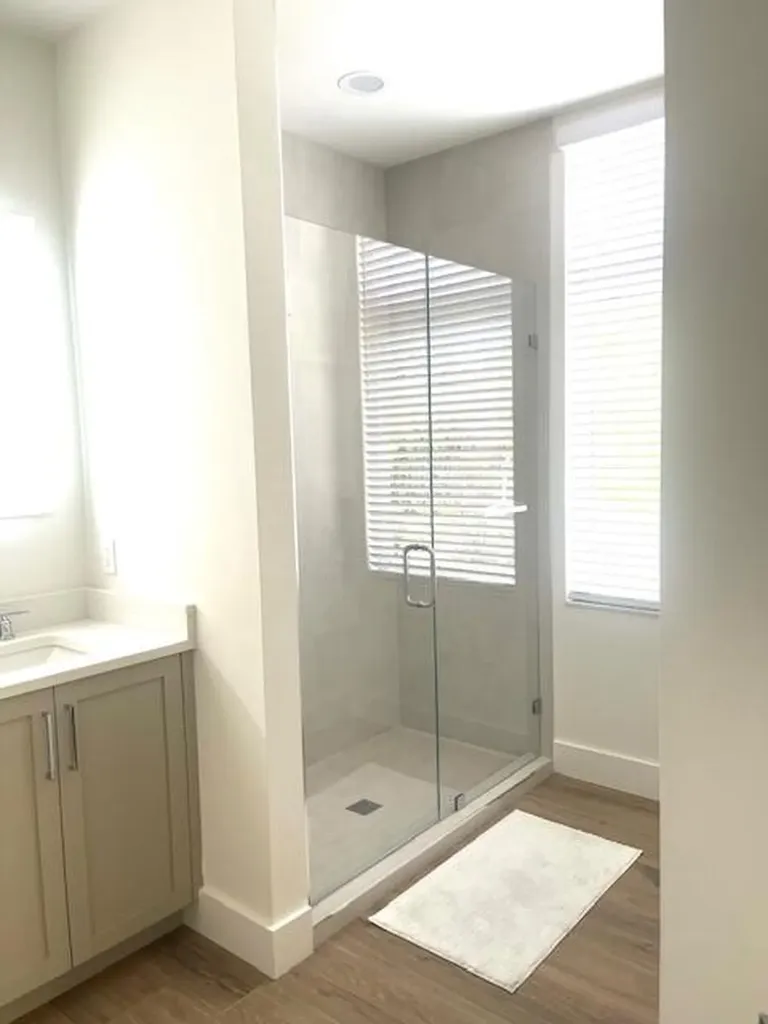 184 Lake Drive Palm Beach Shores FL 33404