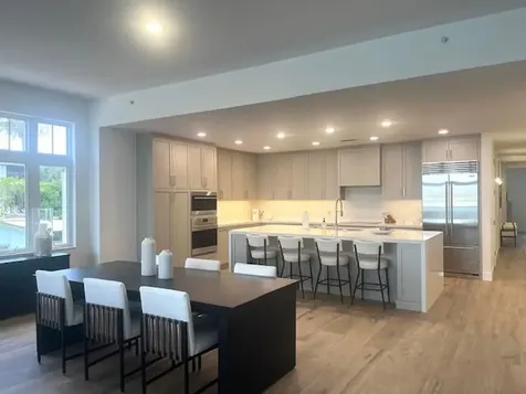 184 Lake Drive Palm Beach Shores FL 33404