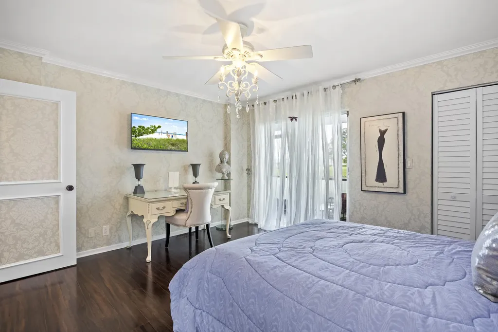 7146 Huntington Lane Delray Beach FL 33446